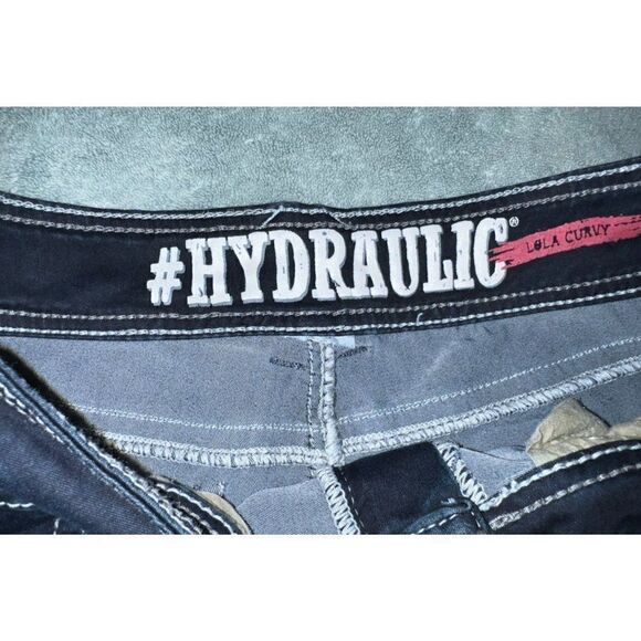 Hydraulic Dark Wash Shorts - Picture 3 of 3